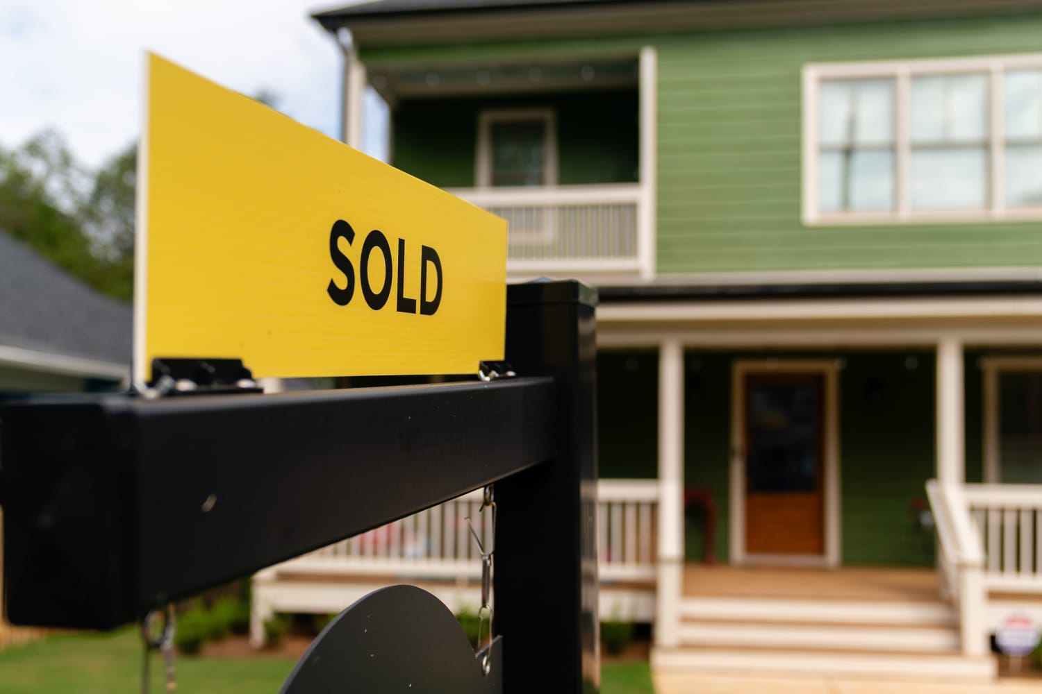 Baby Boomers Surpass Millennials Again in Home-Buying Market, Report Shows